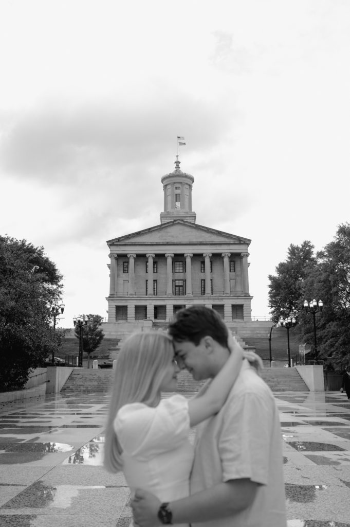 Black and white image of couple in Nashville 