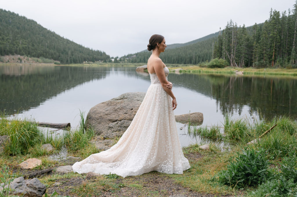 Bridal portrait at echo lake in Colorado 