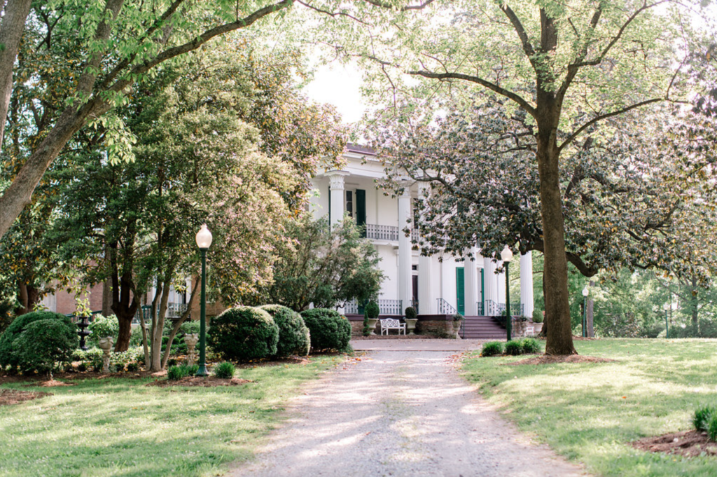 Nashville Tennessee Wedding Venue - Riverwood Mansion