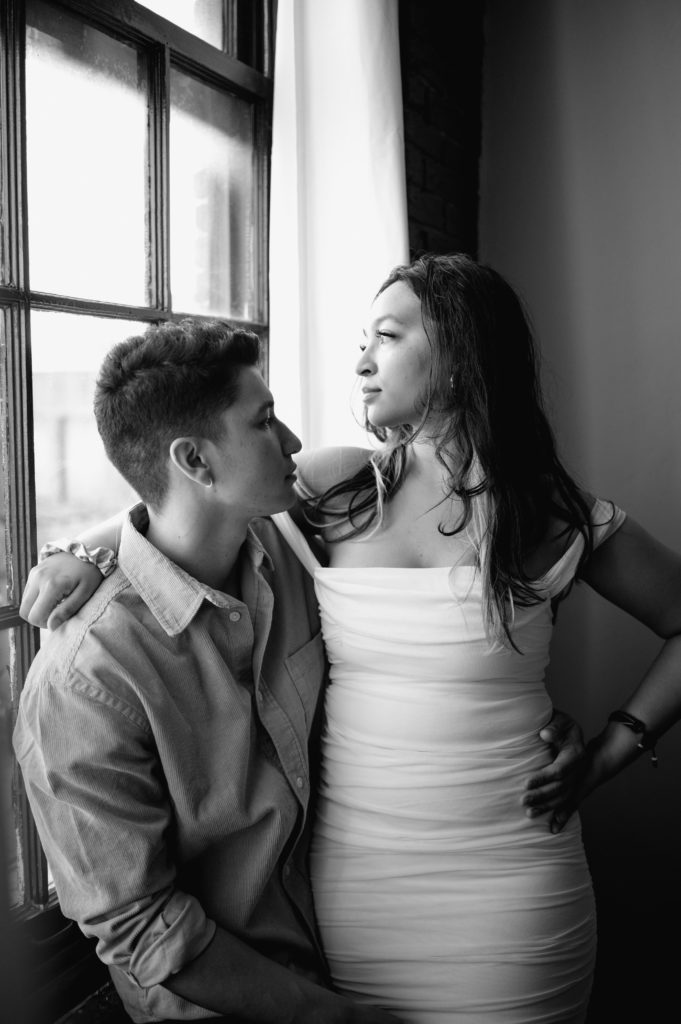 Modern Nashville, Tennessee engagement session in black and white 