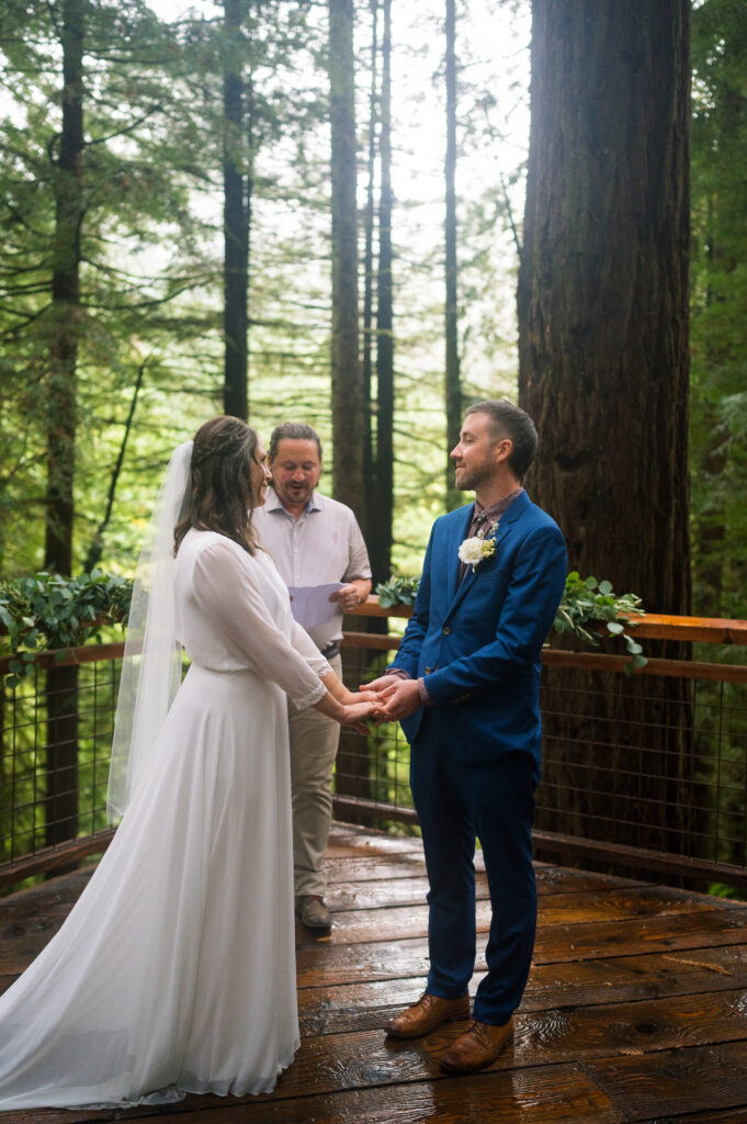Couple saying their vows at The Redwood Deck at Hoyt Arboretum in Portland, Oregon 