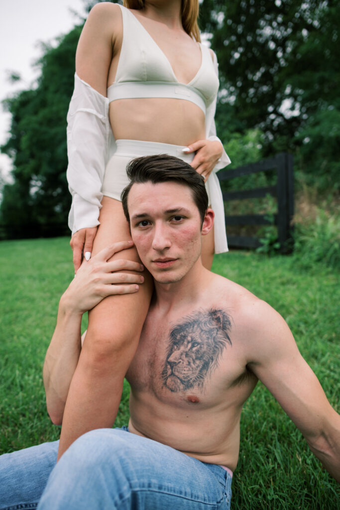 Editorial couples session outside of Nashville, Tennessee in the rolling hills