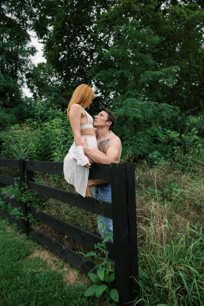 Editorial couples session outside of Nashville, Tennessee in the rolling hills